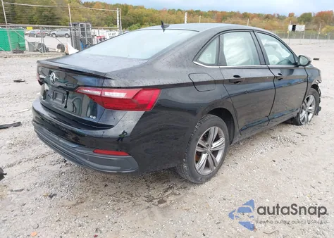 2024 Volkswagen Jetta 1.5T Se from USA, damaged, VIN 3VWEM7BU9RM050437